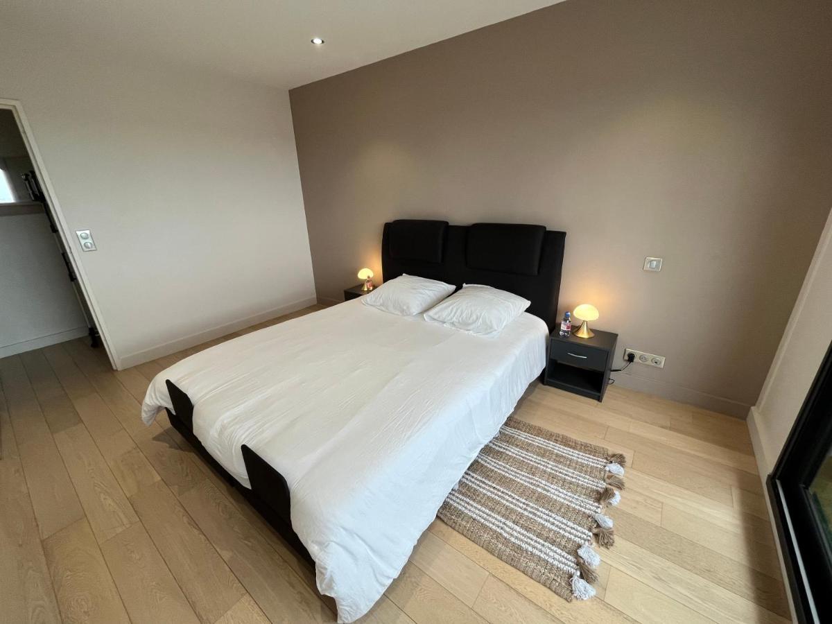 Le Richelieu Apartamento Courbevoie Exterior foto